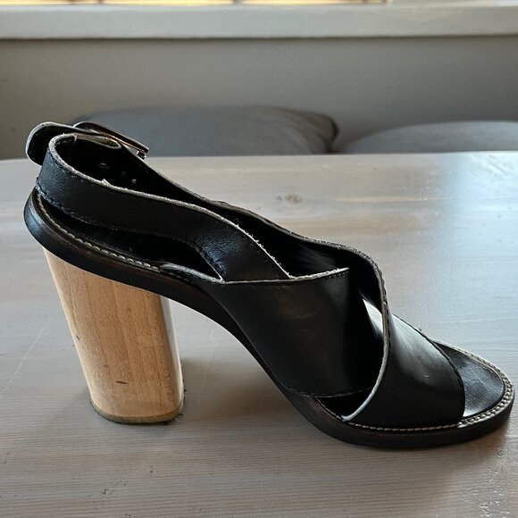 Chloe Black Leather Crossover Strap Wooden Block Heel Slingback Sandal - Picture 8 of 12